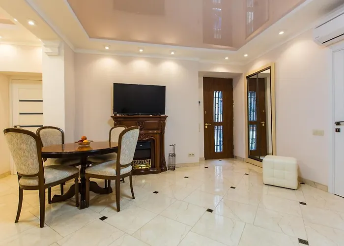 Avangard Kostiushka 20 Lwów